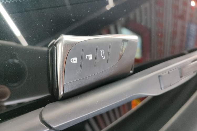 Used Lexus ES 2022 200 Excellence Edition