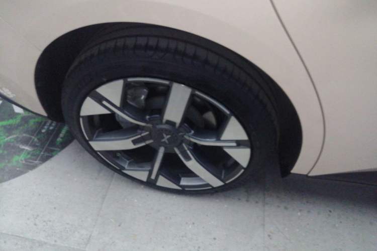 Used XPeng MONA M03 2024 620 with Ultra-Long Range