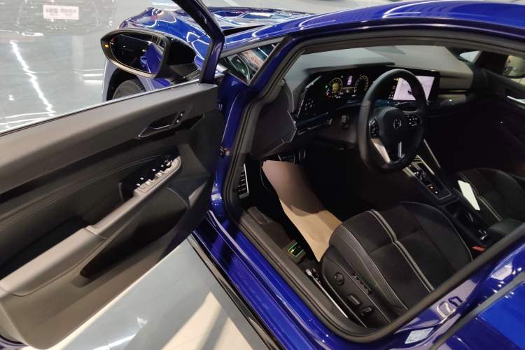 Used Volkswagen Golf 2021 280TSI DSG R-Line