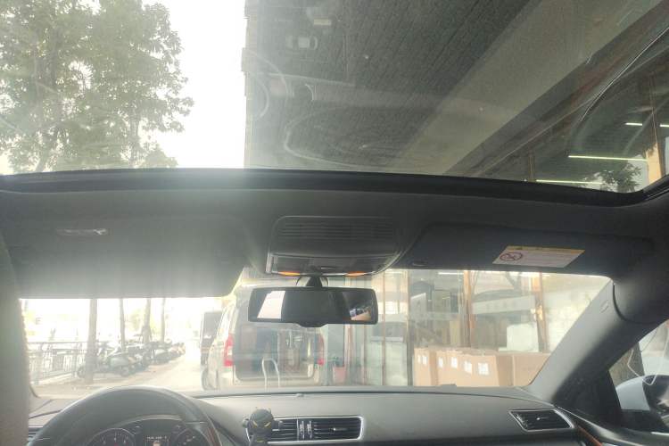 Used Volkswagen FAW-Volkswagen CC 2015 2.0 TSI Luxury Model