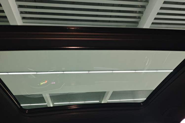 Used GAC Trumpchi GS8 2022 Linghang Series 2.0 TGDI Two-Wheel-Drive Luxury Smart Connectivity Version (7 Seats)