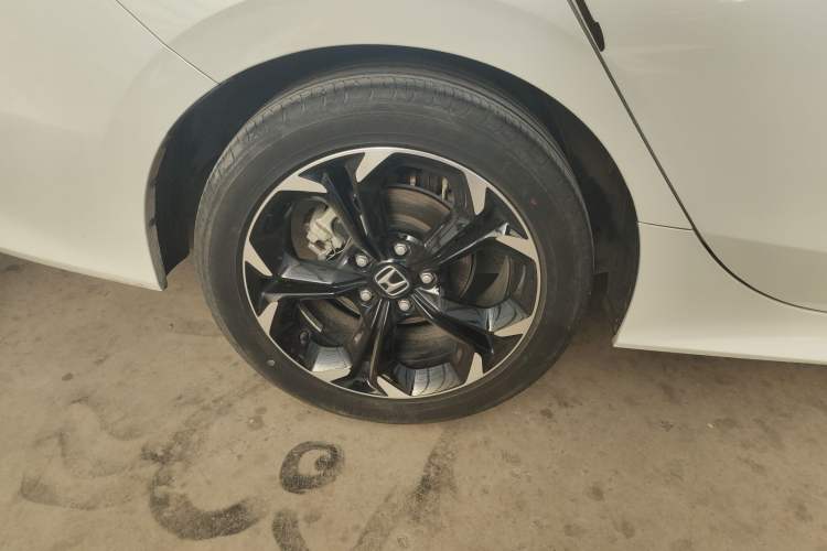 Used Honda Civic 2022 240TURBO CVT Dynamic Edition
