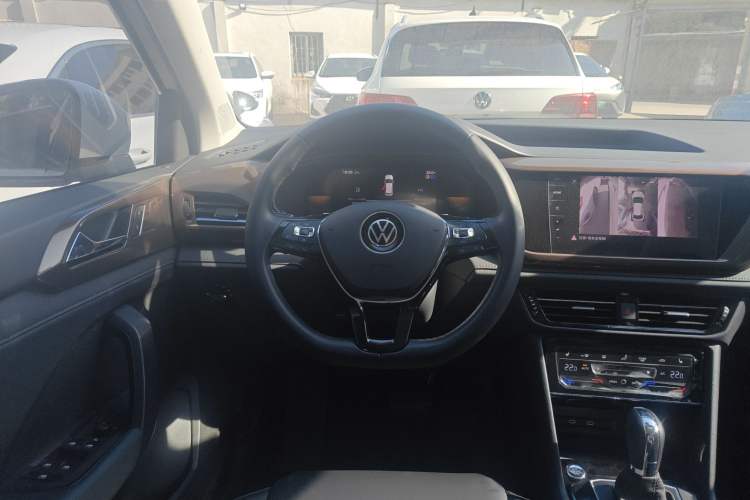 Used Volkswagen Tharu 2022 330TSI Four-Wheel Drive Luxury Edition
