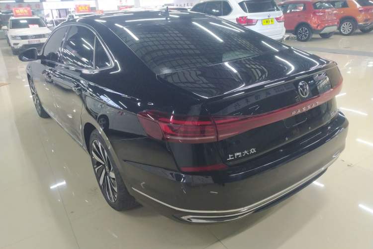 Used Volkswagen Passat 2023 330TSI Elite Edition