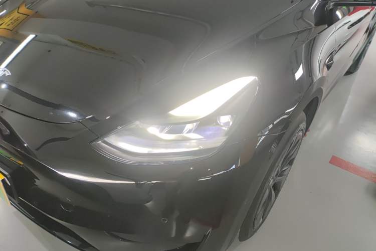 Used Tesla Model Y 2023 Rear-Wheel-Drive Version