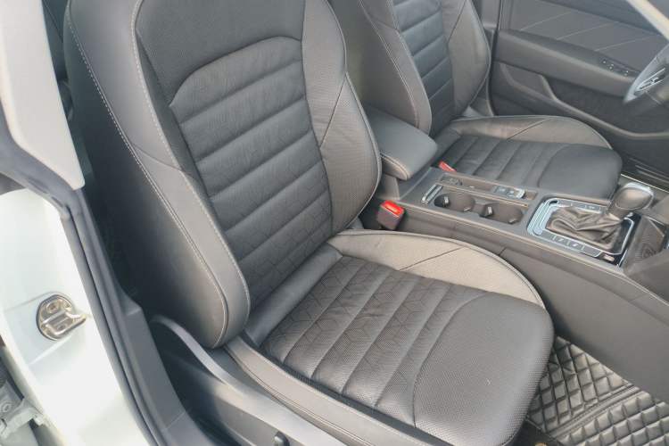 Used Volkswagen FAW-Volkswagen CC 2023 380TSI Striking Edition