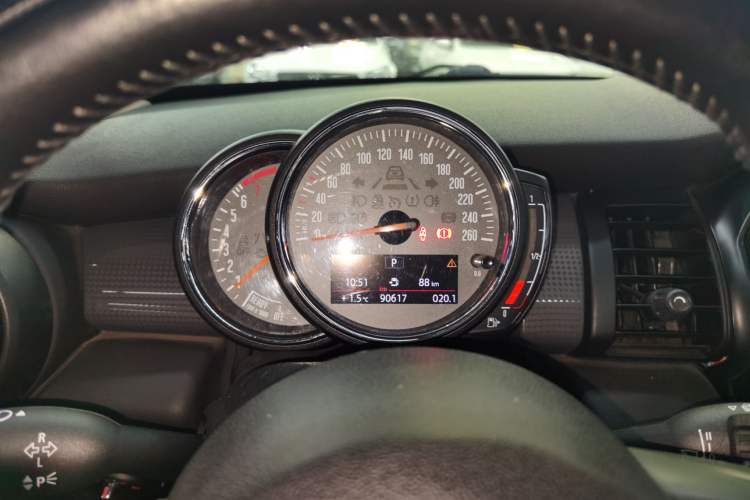 Used MINI MINI 2016 1.5T COOPER
