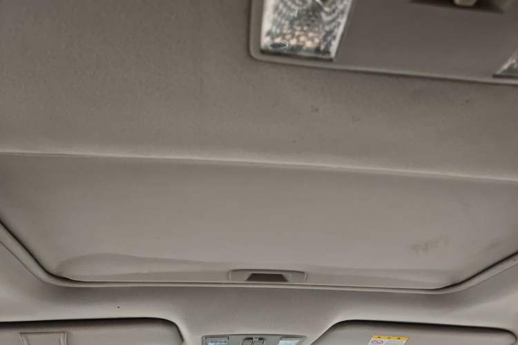 Used Mazda Mazda 8 2013 2.5L Ultimate Edition