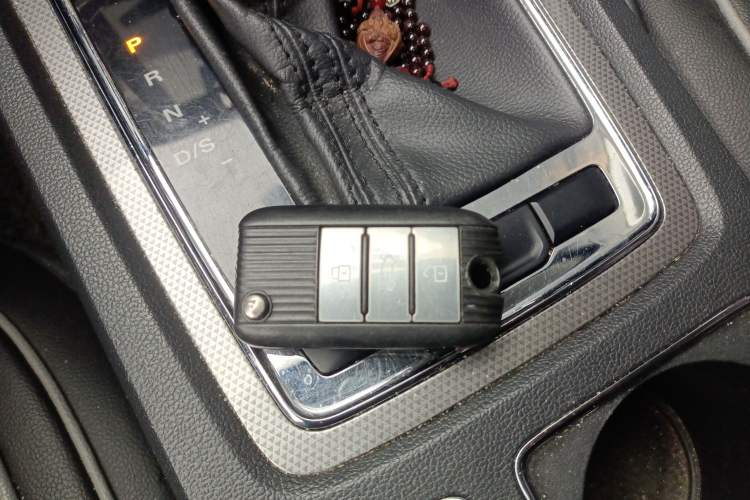 Used Roewe i6 2017 20T Automatic Internet Smart Edition