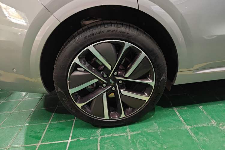 Used Li Auto L6 2024 Pro Model
