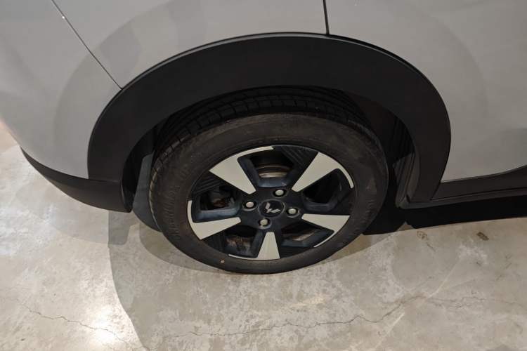 Used Wuling Bingo PLUS 2024 510 km Flagship Edition Four-Seater Version
