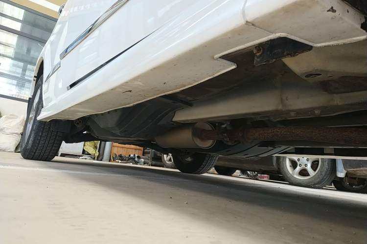 Used Haval H6 2015 Upgraded Model 1.5T Manual Two-Wheel Drive Elite Version