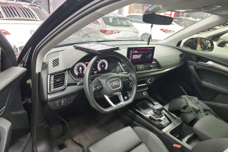Used Audi Q5L 2022 Updated 40T Luxury Dynamic Edition
