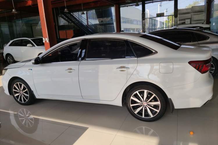 Used Roewe i6 2018 20T Automatic Flagship Edition