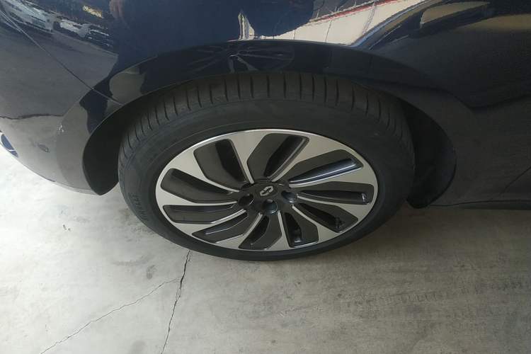 Used Hima AITO M5 2022 Range-Extended Rear-Drive Standard Version
