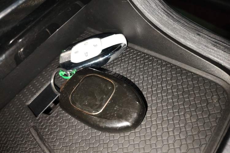 Used GAC Trumpchi GS8 2024 Linghang Series 2.0 TGDI Two-Wheel Drive Luxury Smart Connectivity Version