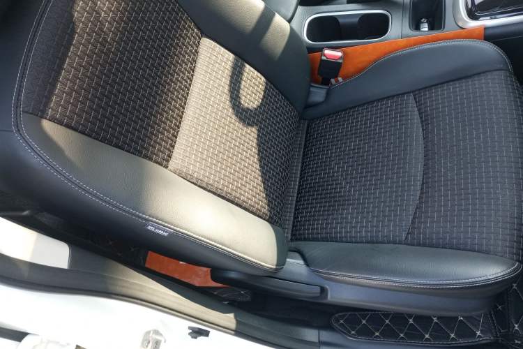 Used Nissan Tiida 2019 1.6L CVT Smart Drive Version China VI Standard