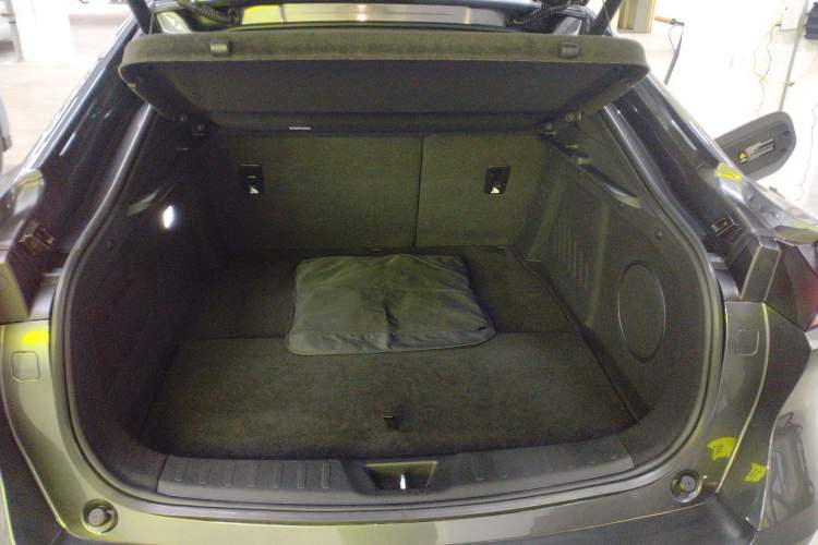 Used  L07 2024 230Max Qiankun Intelligent Driving ADS SE Range-Extended Version
