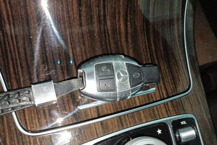 Used Mercedes-Benz GLC 2019 GLC 260 L 4MATIC Luxury Model
