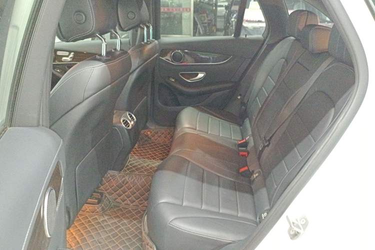 Used Mercedes-Benz GLC 2018 GLC 260 4MATIC Luxury Model