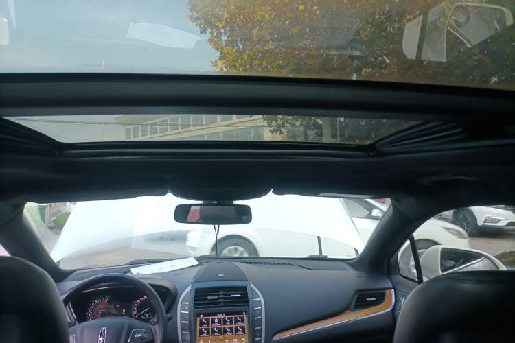 Used Lincoln MKC 2017 2.0T Two-Wheel-Drive Luxury Edition
