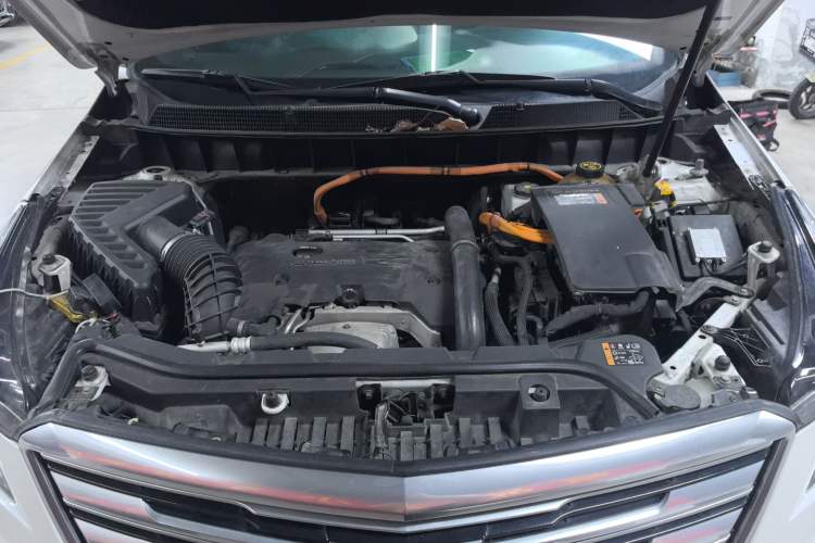 Used Cadillac XT5 2018 28E Four-Wheel Drive Tech Version
