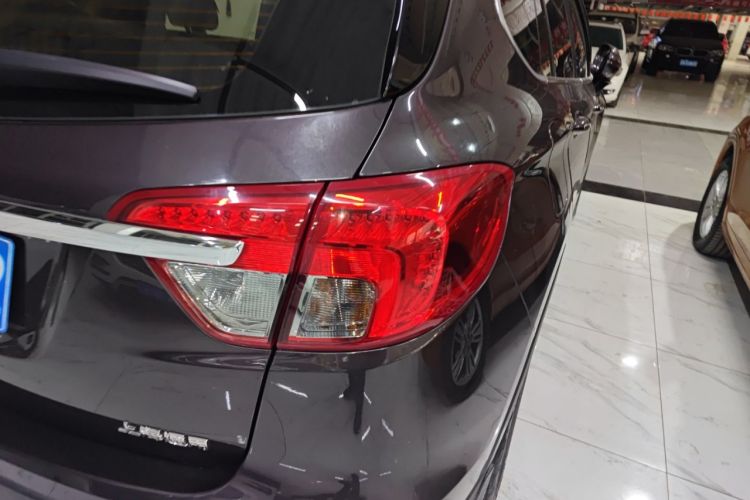 Used Buick Envision 2016 20T Two-Wheel-Drive Elite Model
