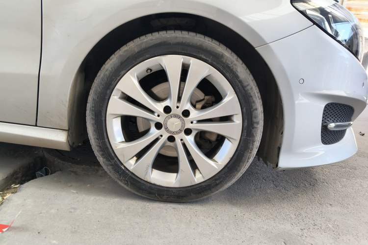 Used Mercedes-Benz B-Class 2015 B 200 Fashion Model
