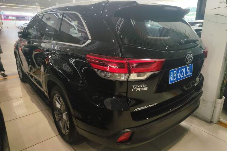 Used Toyota Highlander 2018 2.0T Four-Wheel Drive Luxury Version 7 Seats China VI Standard
