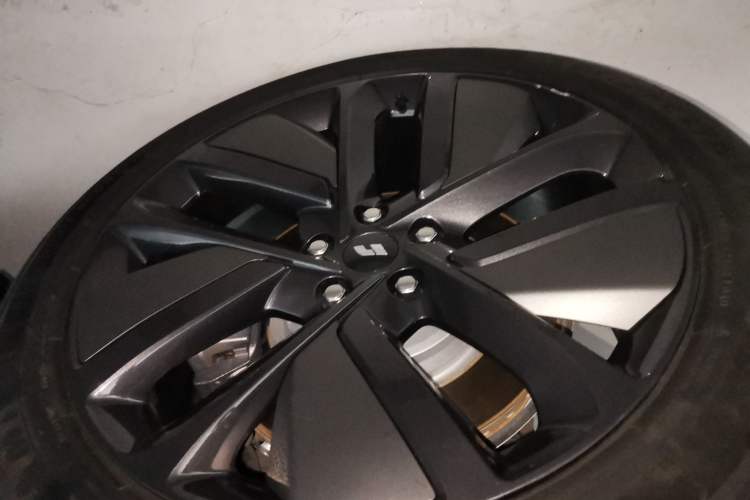 Used Li Auto L9 2024 Ultra Model
