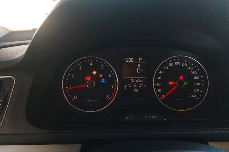 Used Volkswagen Lavida 2013 Restyled Classic 1.6L Automatic Comfort Edition