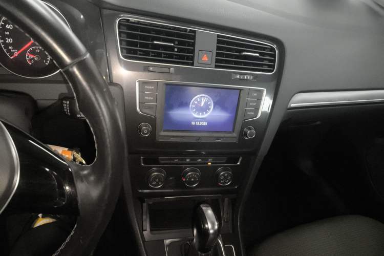 Used Volkswagen Golf 2017 230TSI Automatic Comfort Edition – Celebrating Milestone of One Million Units