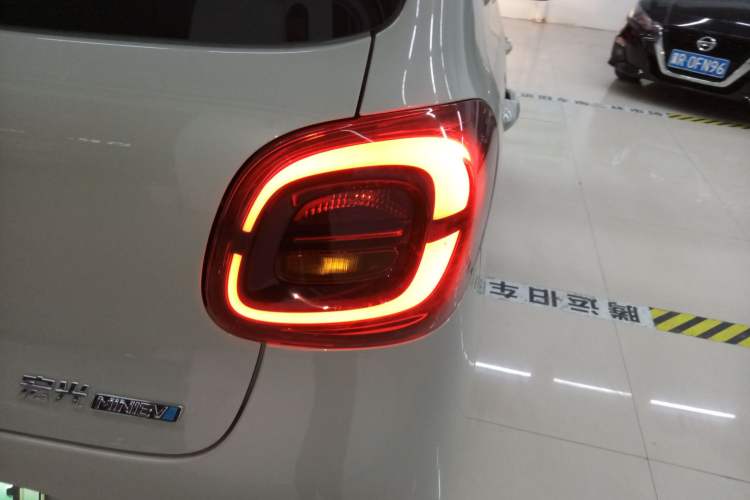 Used Wuling Hongguang MINIEV 2025 Four-Door Version Advanced Edition

