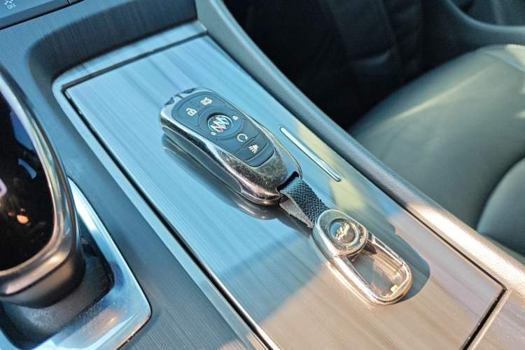 Used Buick LaCrosse 2022 652T Luxury Version
