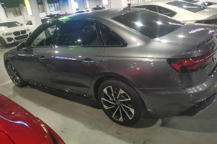 Used Audi A4L 2023 40 TFSI Luxury Dynamic Model
