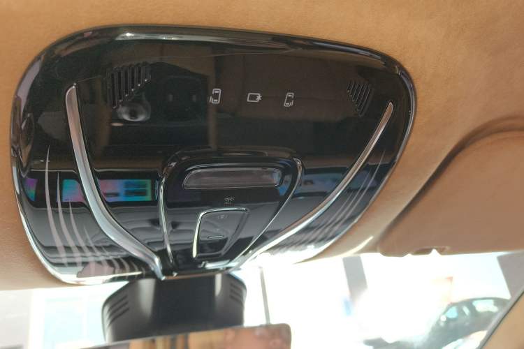 Used VOYAH Dream 2024 PHEV Ultra-Long Range Flagship Edition