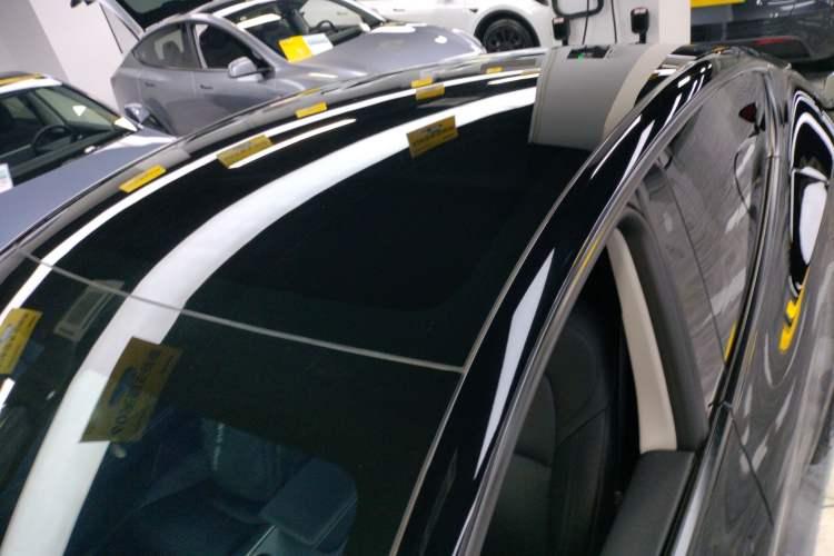 Used Tesla Model Y 2023 High-Performance All-Wheel-Drive Version