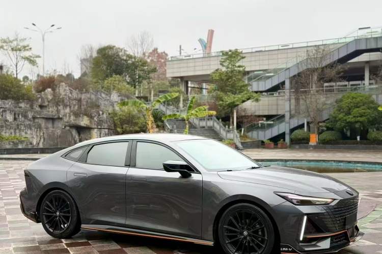 Used Changan UNI-V 2022 1.5T Sport Edition
