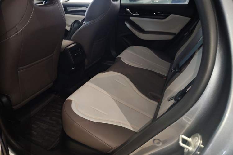 Used BYD Qin PLUS 2024 HONOR Edition DM-i 55KM Leading Model
