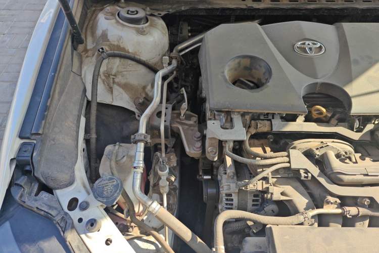 Used Toyota Camry 2023 2.0G Luxury Edition
