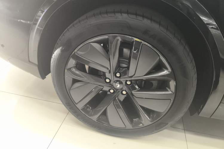 Used Li Auto L9 2022 Max model
