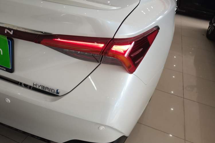 Used Toyota Avalon 2022 Dual-Engine 2.5L Luxury Edition