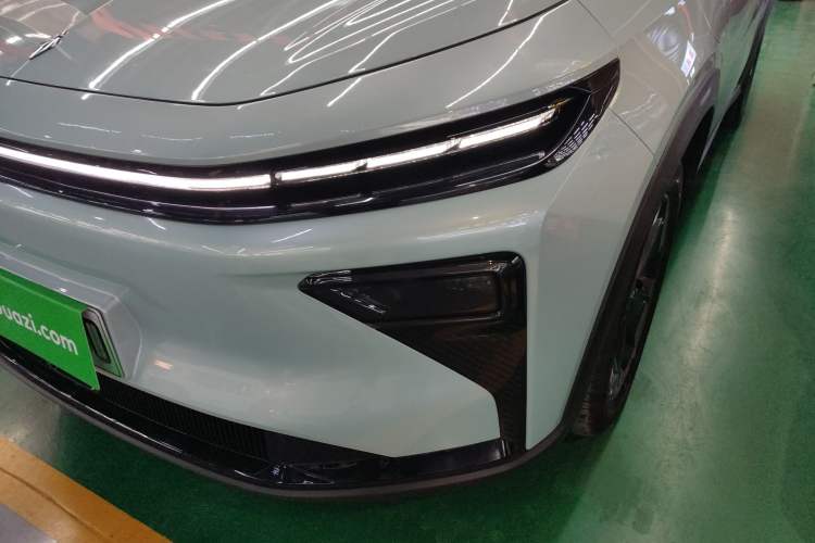 Used Livan Livan 7 2023 605 km ZHU FENG