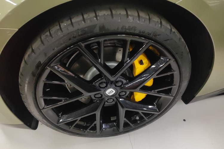 Used  SU7 2024 Four-Wheel Drive Ultra-Long Range Advanced Intelligent Driving Max Edition
