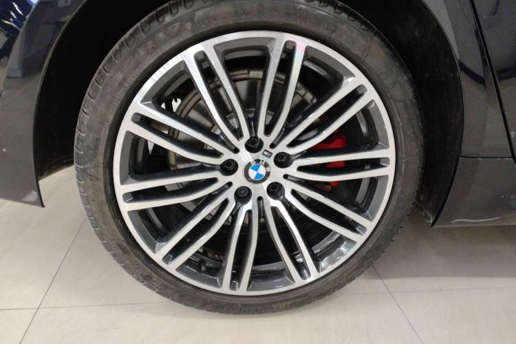 Used BMW 5 Series 2018 530Li Leading Model M Sport Package
