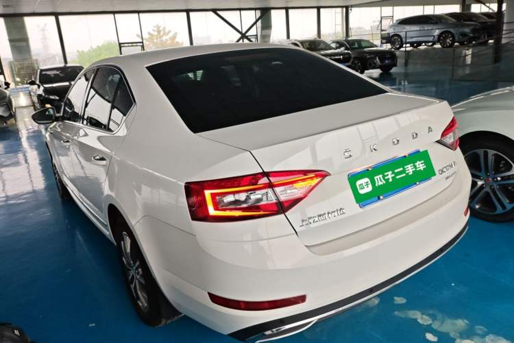 Used Skoda Octavia 2020 TSI230 DSG SmartDrive Luxury Edition