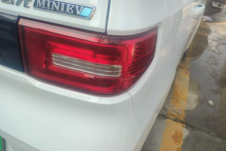 Used Wuling Hongguang MINIEV 2021 Macaron Fashion Edition Lithium-Ion Battery
