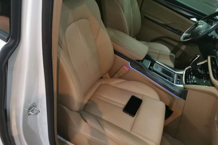 Used Buick GL8 2021 ES Land Cruiser 653T Luxury Edition
