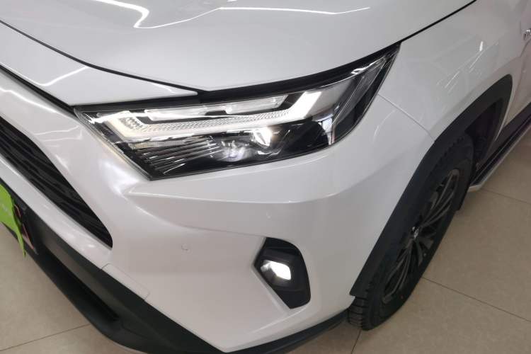 Used Toyota RAV4 2023 Dual-Engine 2.5L E-CVT Four-Wheel Drive Elite Plus Edition