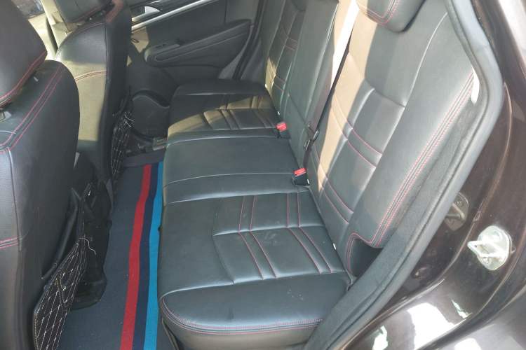 Used Dongfeng Aeolus AX7 2016 2.0L Automatic Zhiyi Trim